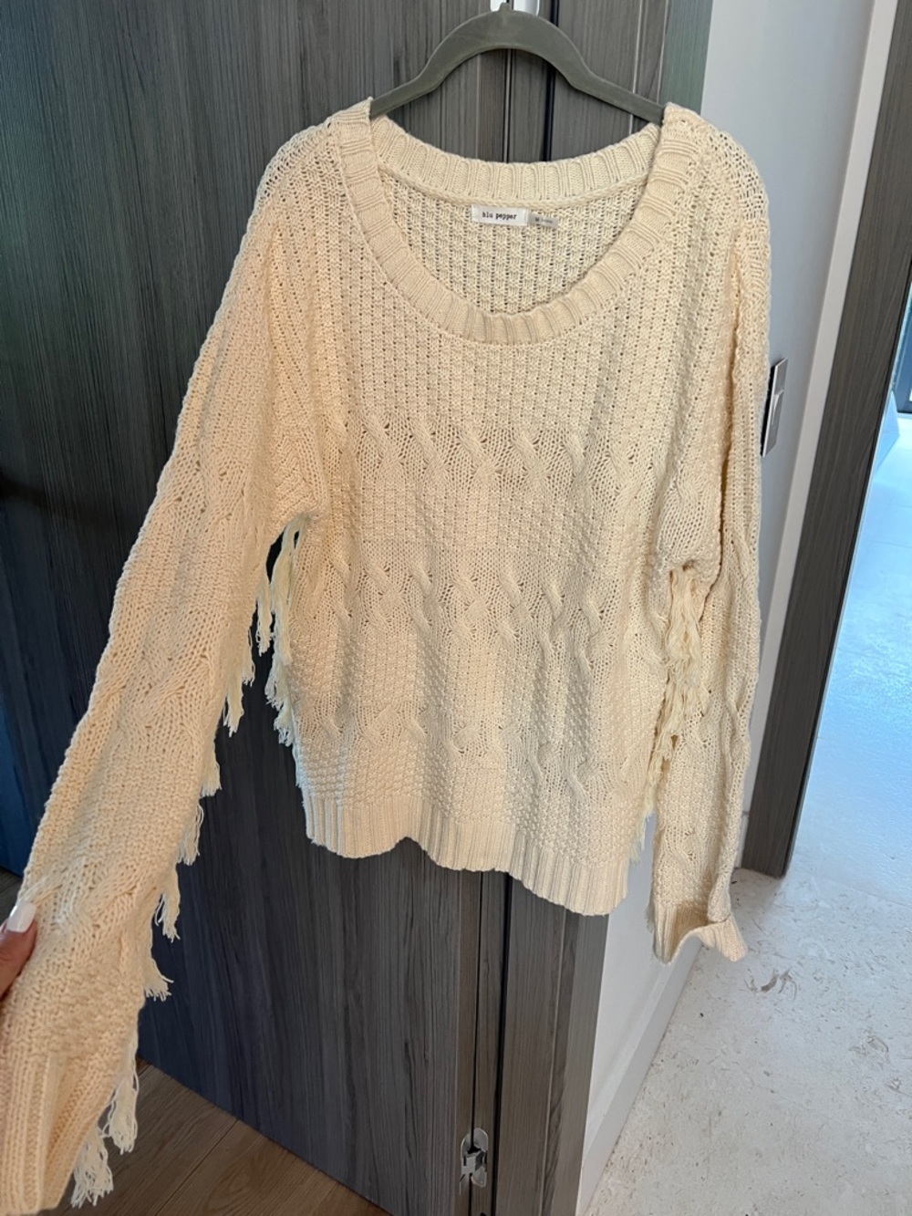 NEW! Anthropologie BLU PEPPER fringed sleeve ivory relaxed fit beach sweater M - Picture 2 of 9